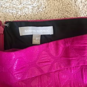 Pink pencil skirt in excellent condition